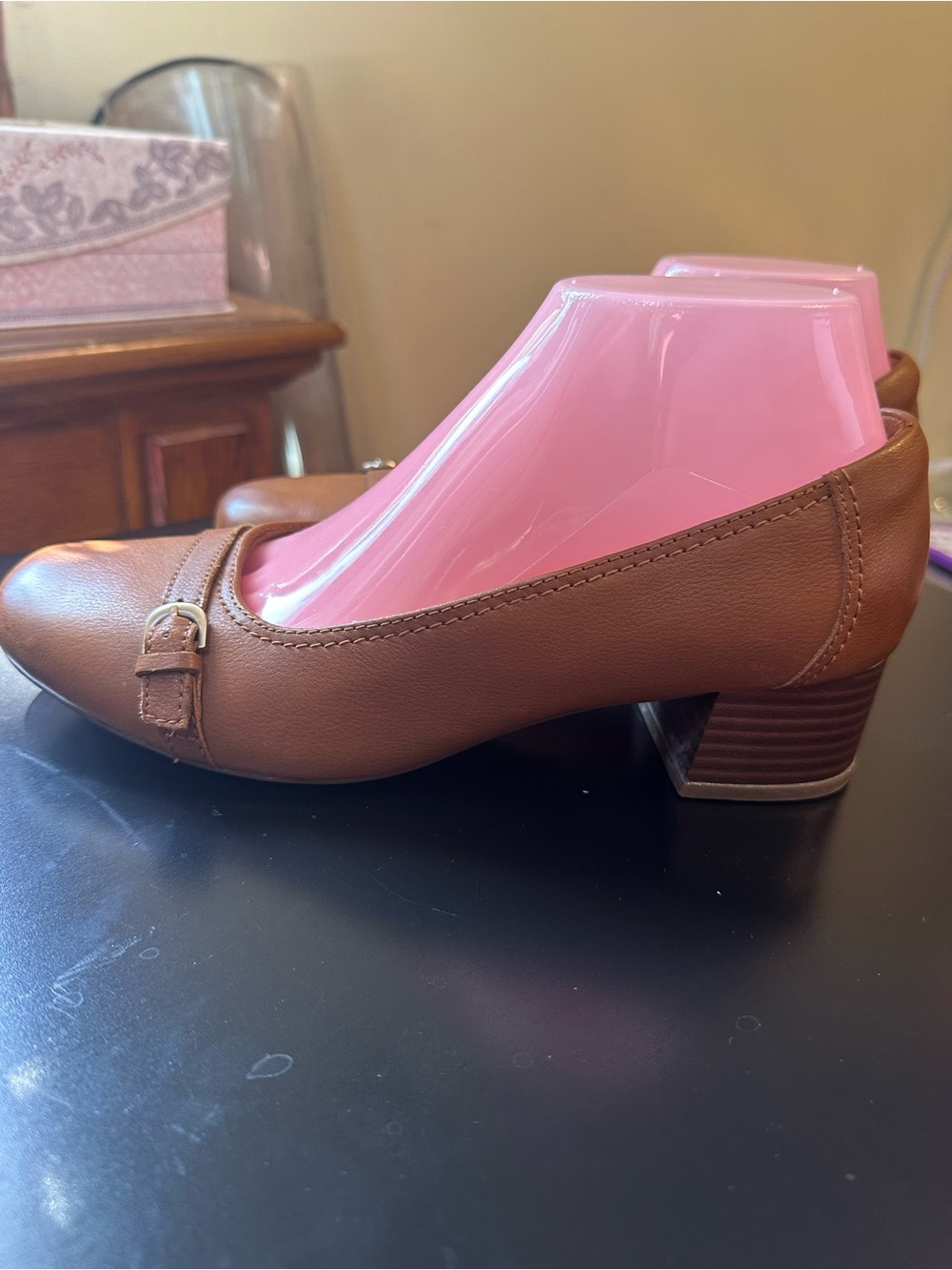 Clarks Marilyn Nora Tan Leather Block Heel Pumps Size 7.5 M - Picture 6 of 12